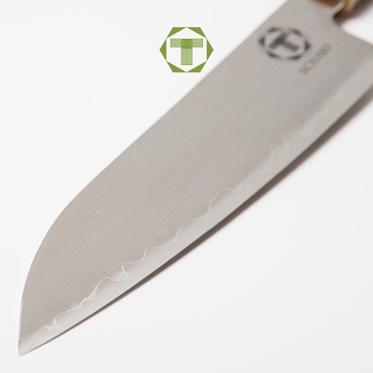 #Griff_Wüsteneisenholz #Klinge_ Santoku