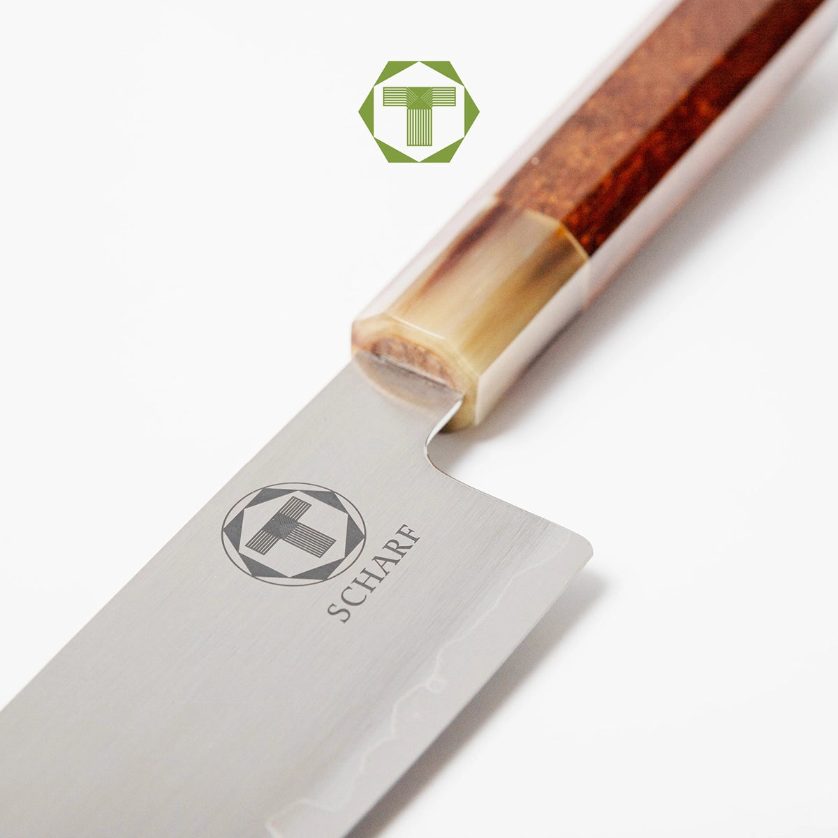 #Griff_Wüsteneisenholz #Klinge_ Santoku